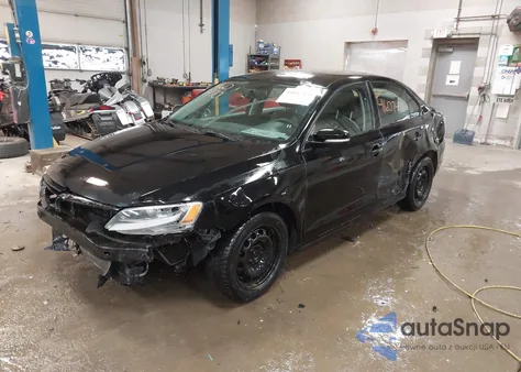 2011 Volkswagen Jetta 2.5L Se from USA, damaged, VIN 3VWDX7AJ5BM385839